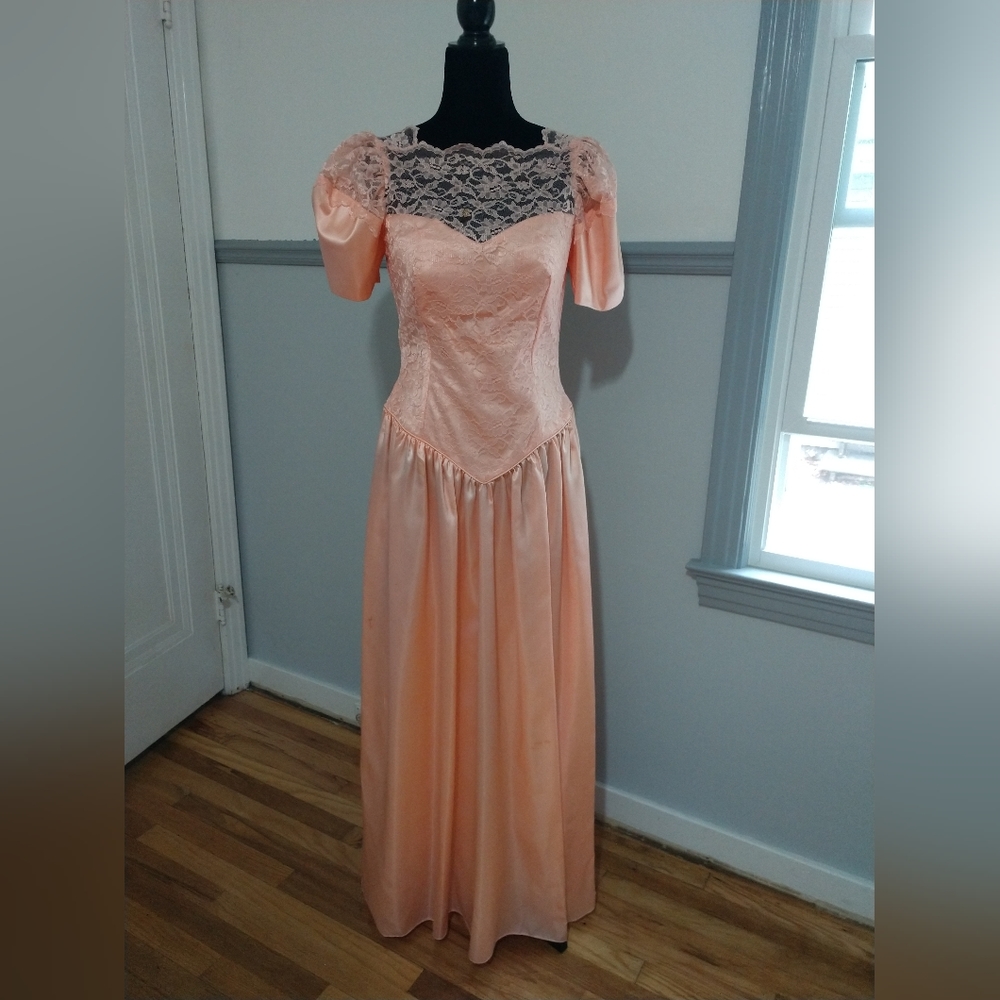 80s peach prom, bridesmaid dress.  Peach acetate and lace floor length d…